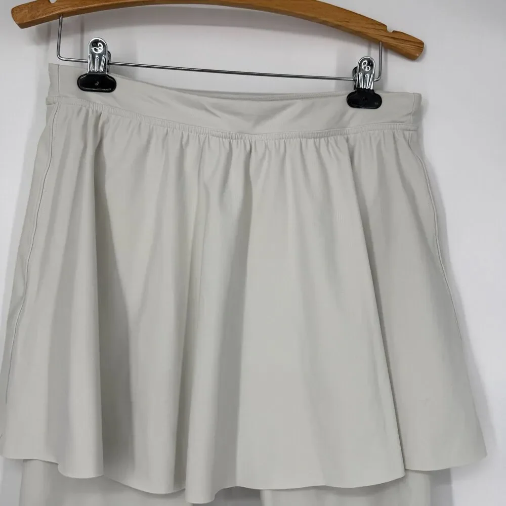 Spanx Booty Boost Tennis Active Skirt Knee Leggings Cream Modest Golf Size XL